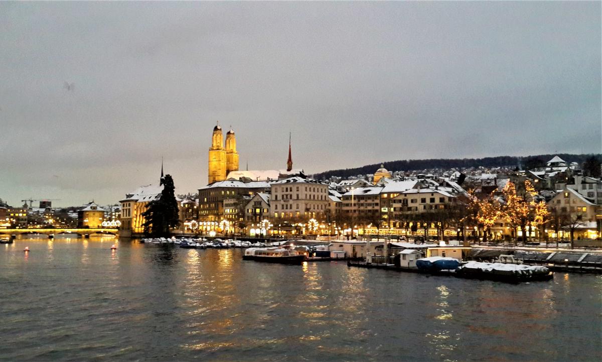 Вид на исторический центр Цюриха / фото Марина Григоренко
