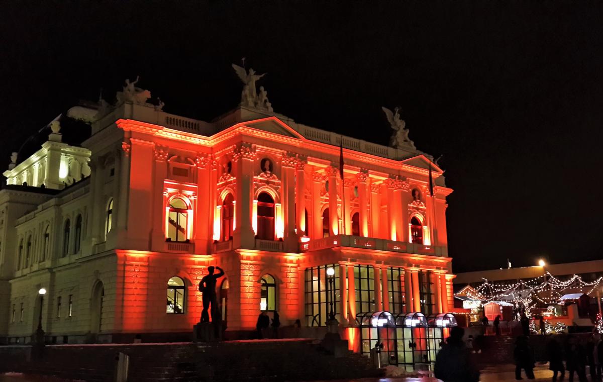 Оперный театр в Цюрихе / фото Марина Григоренко