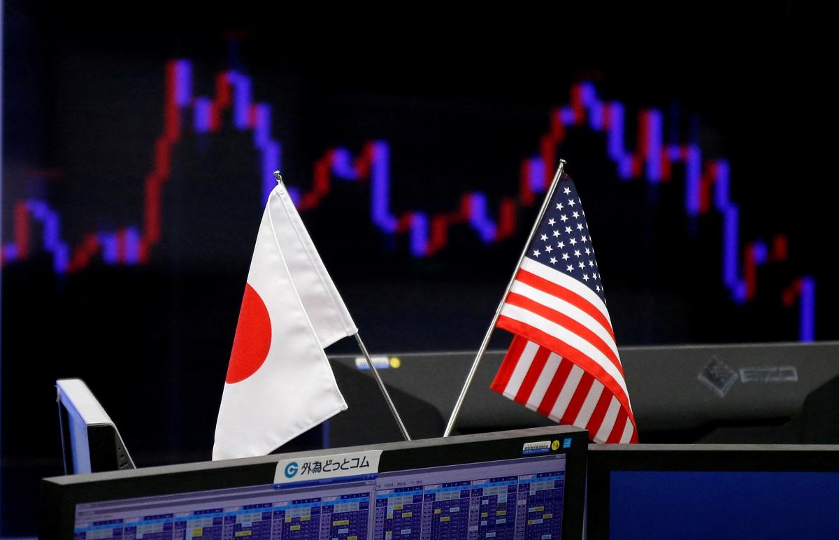 США закликали Японію розглянути запровадження санкцій проти РФ в разі вторгнення в Україну / фото REUTERS США закликали Японію розглянути запровадження санкцій проти РФ в разі вторгнення в Україну / фото REUTERS