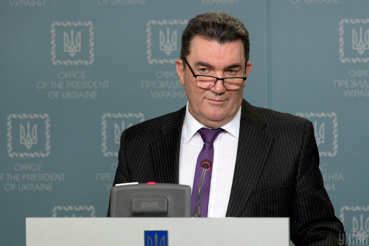 Данилов напомнил, что много людей работает над продолжением западной помощи / фото УНИАН Данилов напомнил, что много людей работает над продолжением западной помощи / фото УНИАН