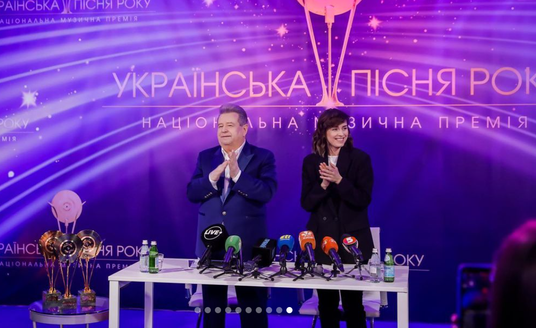 Сюрпризи 'Української пісні року': прем'єра першої за 20 років пісні Сердючки українською та Тіна Кароль у ролі ведучої Сюрпризи 'Української пісні року': прем'єра першої за 20 років пісні Сердючки українською та Тіна Кароль у ролі ведучої