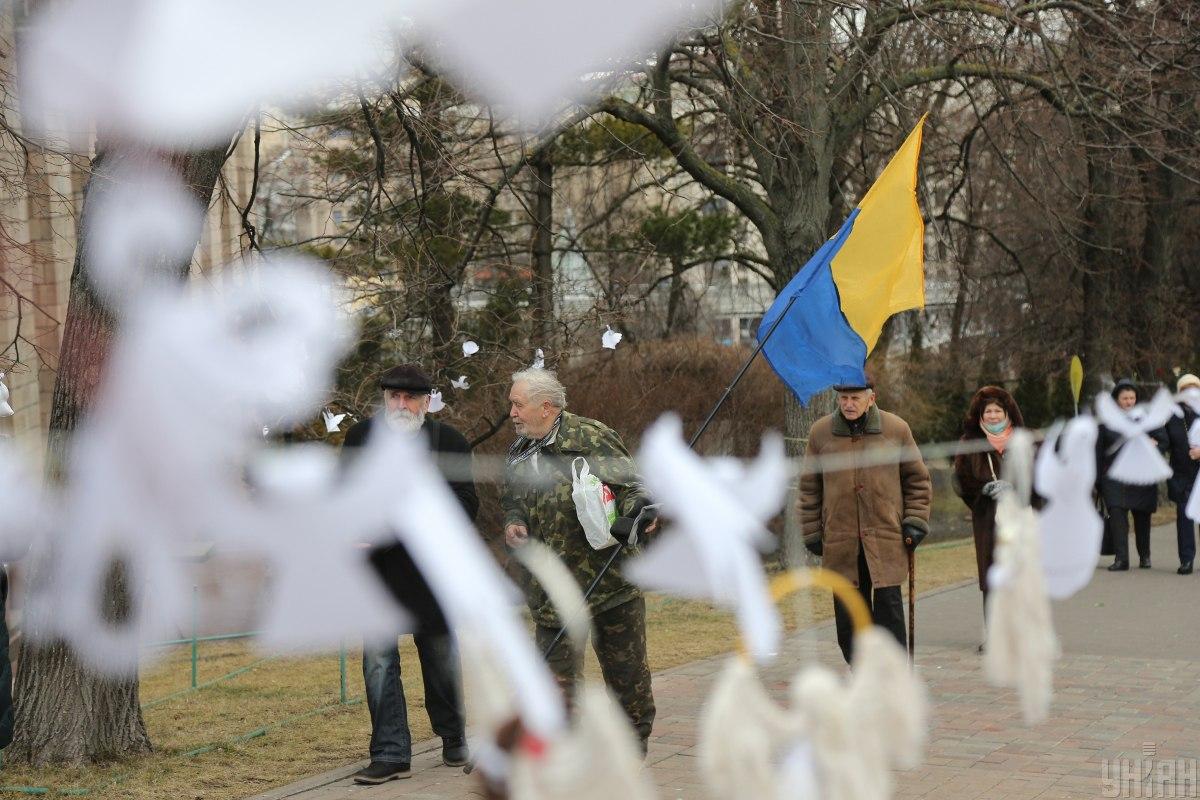 У Києві вшанували пам'ять Героїв Небесної Сотні / УНІАН / Ковальчук Віктор У Києві вшанували пам'ять Героїв Небесної Сотні / УНІАН / Ковальчук Віктор