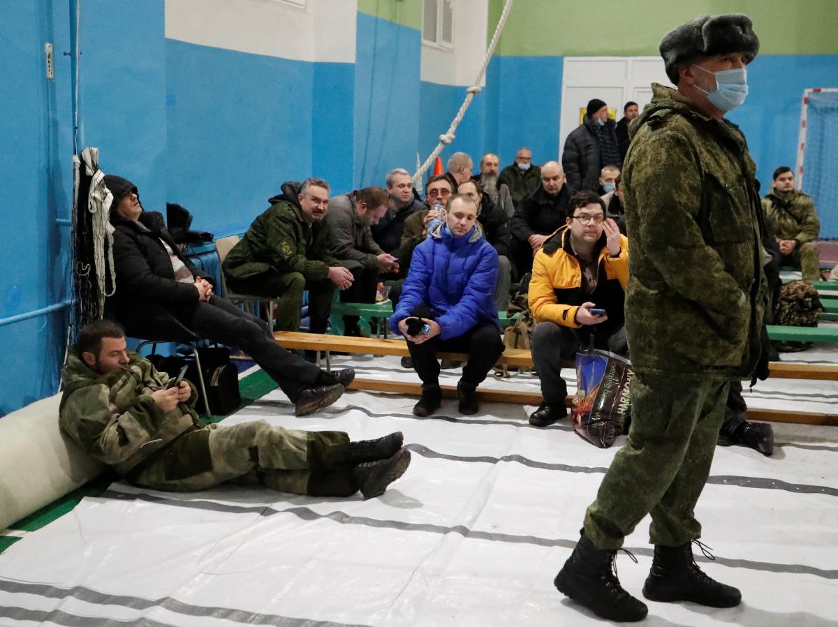 В ГУР рассказали об обеспечении мобилизованных в РФ \ фото REUTERS