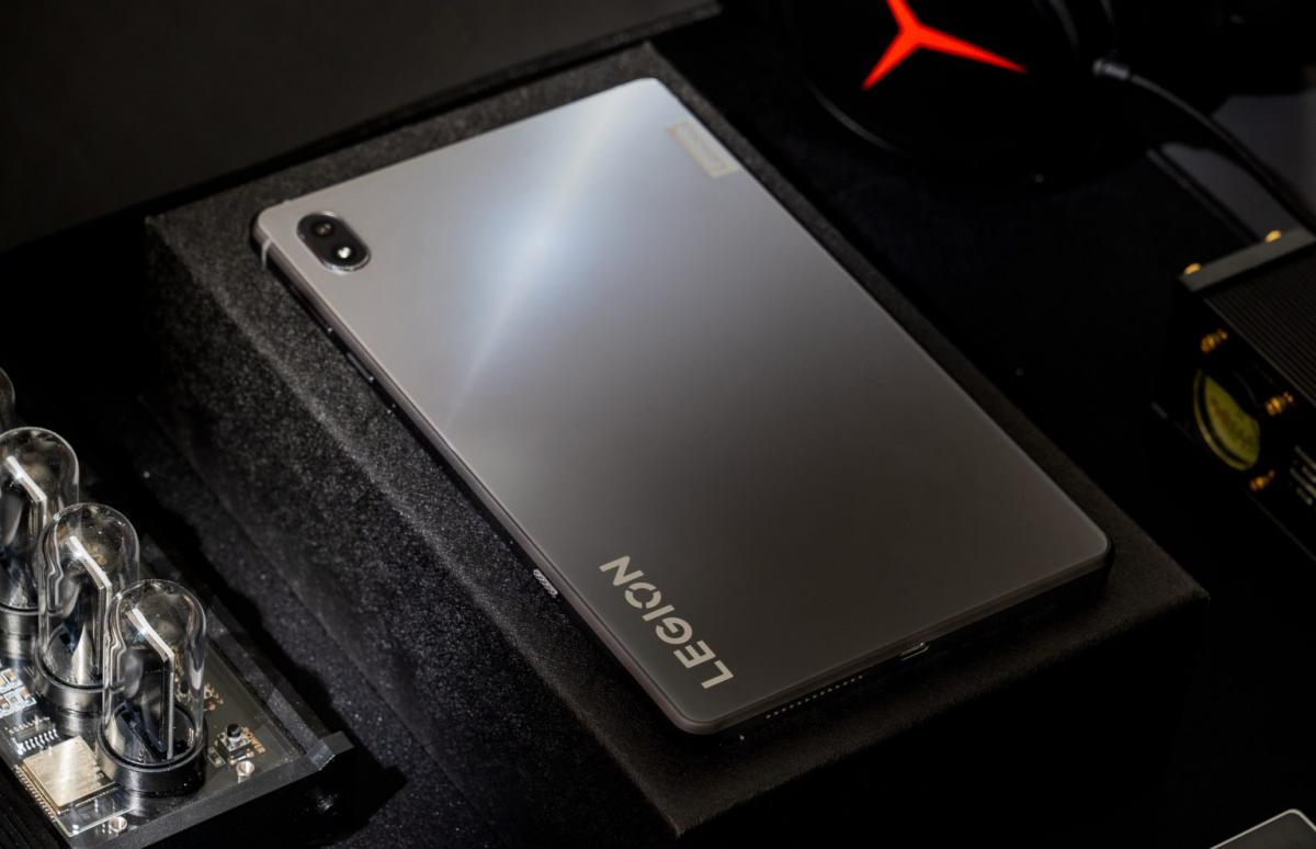 Розкрито характеристики та зовнішній вигляд Legion Y700 / фото Lenovo Розкрито характеристики та зовнішній вигляд Legion Y700 / фото Lenovo