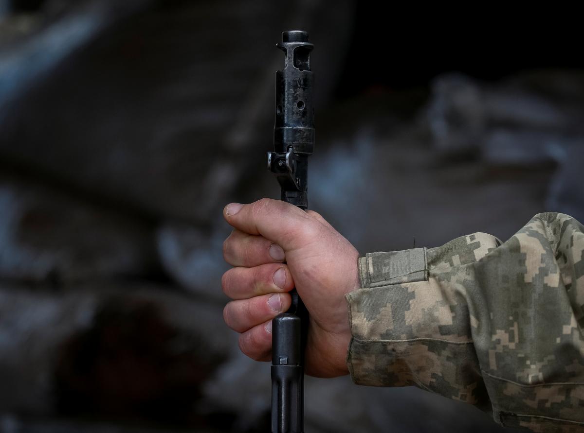 Командирам можуть дозволити позбавляти життя військових у разі непокори /фото REUTERS