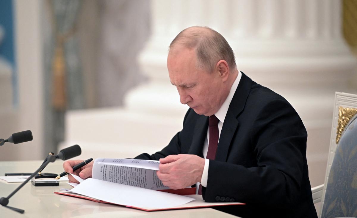Путін відмовився виводити війська з Херсонської області \ фото REUTERS