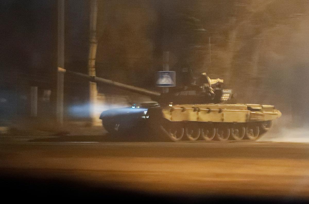 Техніку помітили в окупованому Донецьку / фото REUTERS Техніку помітили в окупованому Донецьку / фото REUTERS