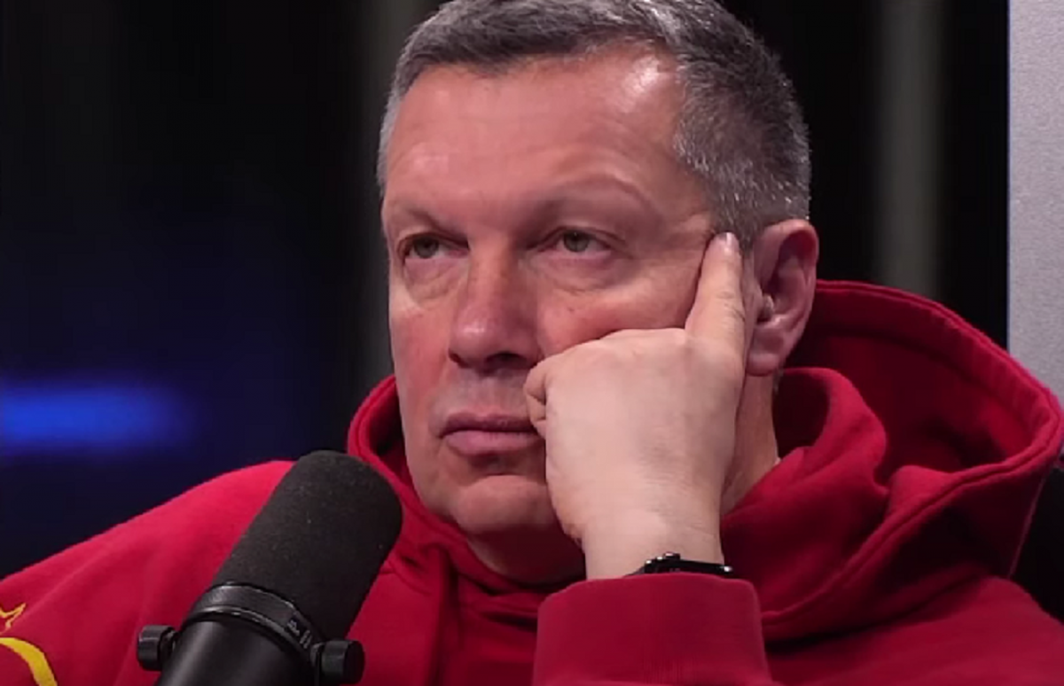 Сам Соловьев в это же время уговаривает россиян умирать в Украине / скриншот Сам Соловьев в это же время уговаривает россиян умирать в Украине / скриншот