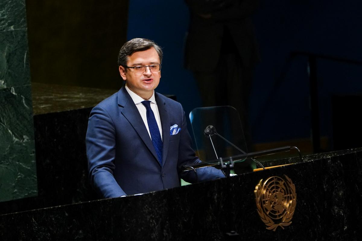 Кулеба дорікнув ЄС за купівлю російських енергоносіїв: Це дозволяє фінансувати воєнну машину РФ Кулеба дорікнув ЄС за купівлю російських енергоносіїв: Це дозволяє фінансувати воєнну машину РФ