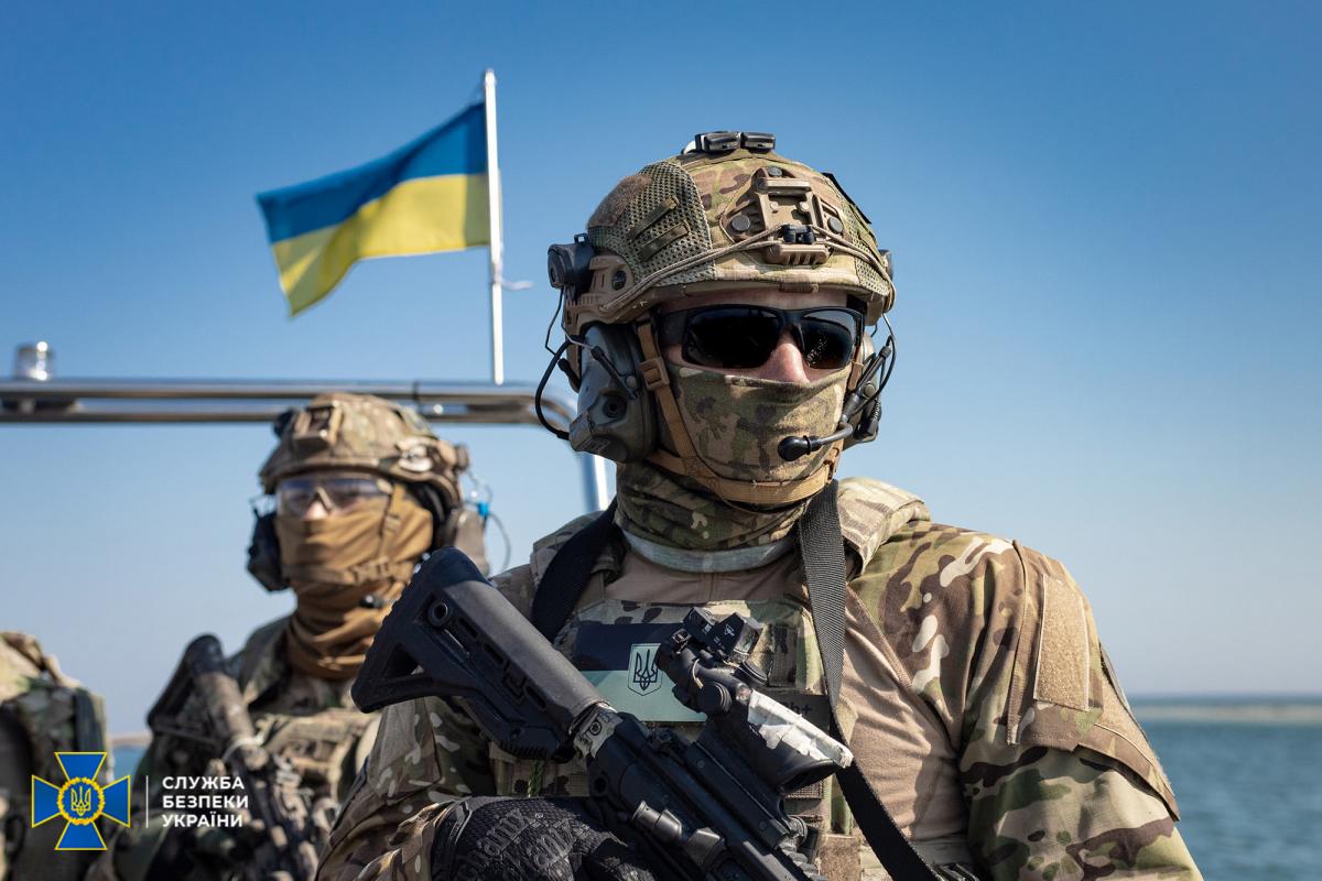 Украинские военные героически защищают Родину / facebook.com/SecurSerUkraine