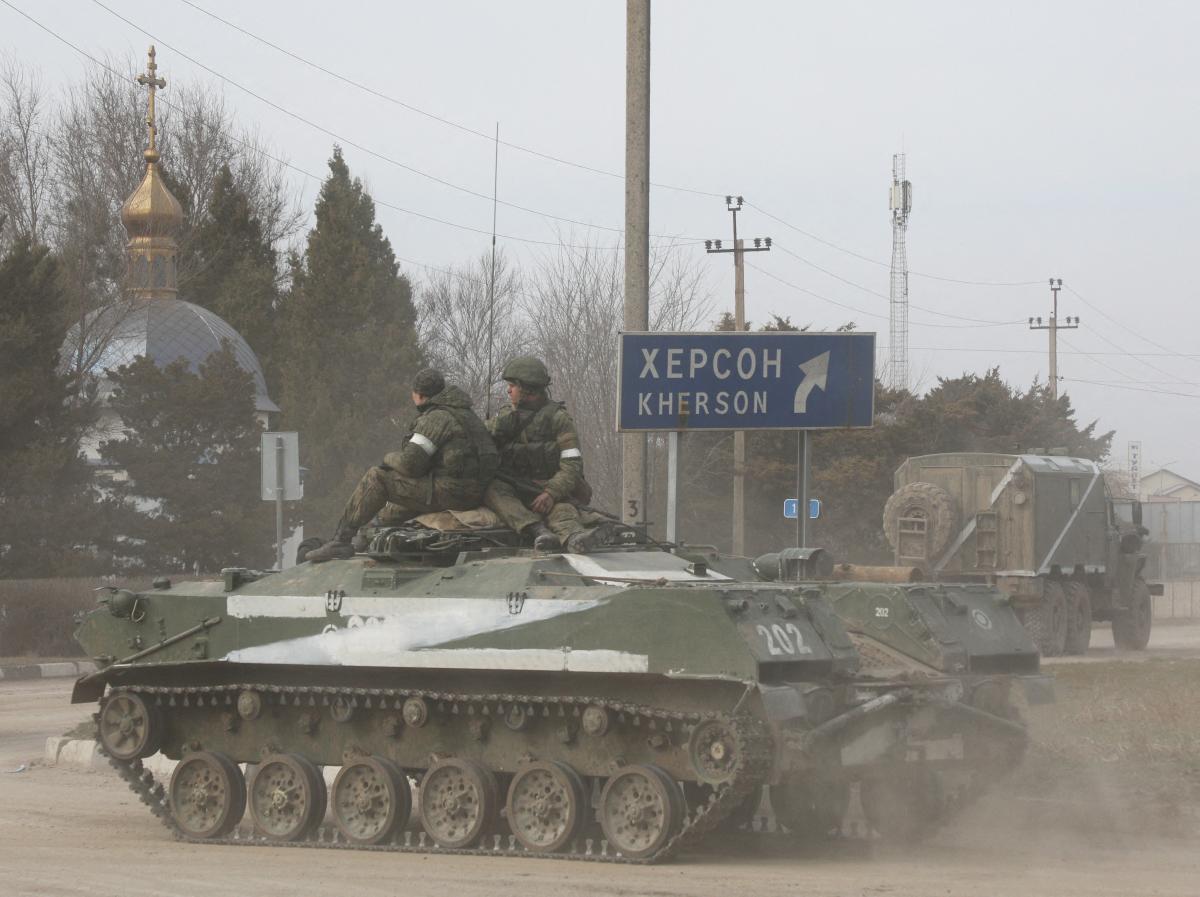 Стало известно, что уготовили оккупанты для захваченных территорий Украины / фото REUTERS Стало известно, что уготовили оккупанты для захваченных территорий Украины / фото REUTERS
