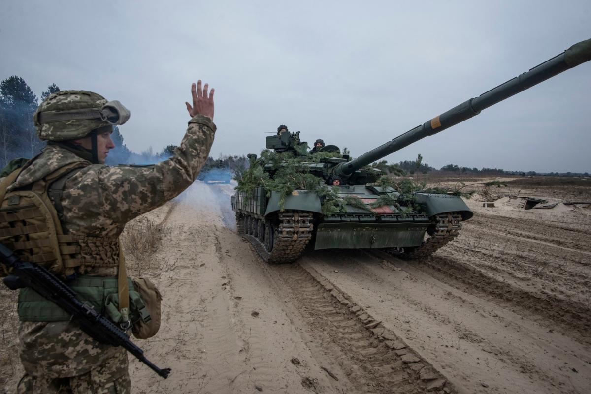 Украинские защитники предотвратили продвижение россиян в Киев / фото REUTERS