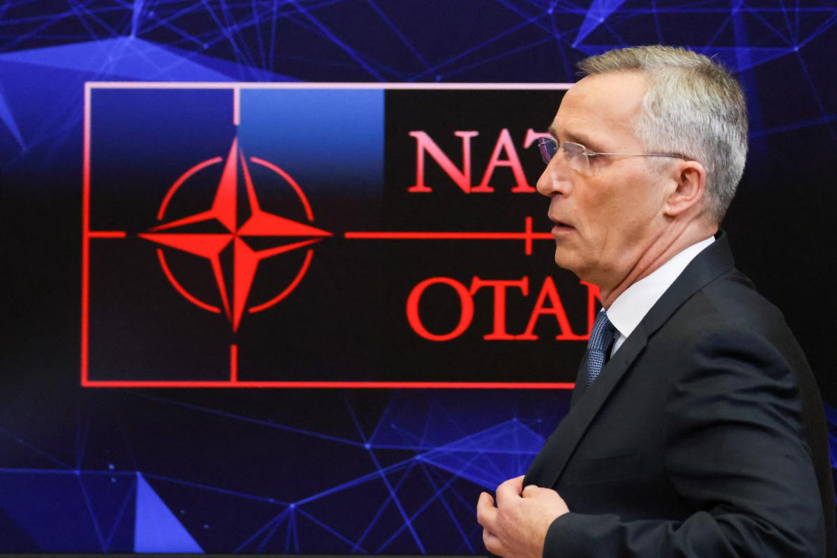 Страны-члены НАТО продолжают оказывать поддержку Украине / фото REUTERS