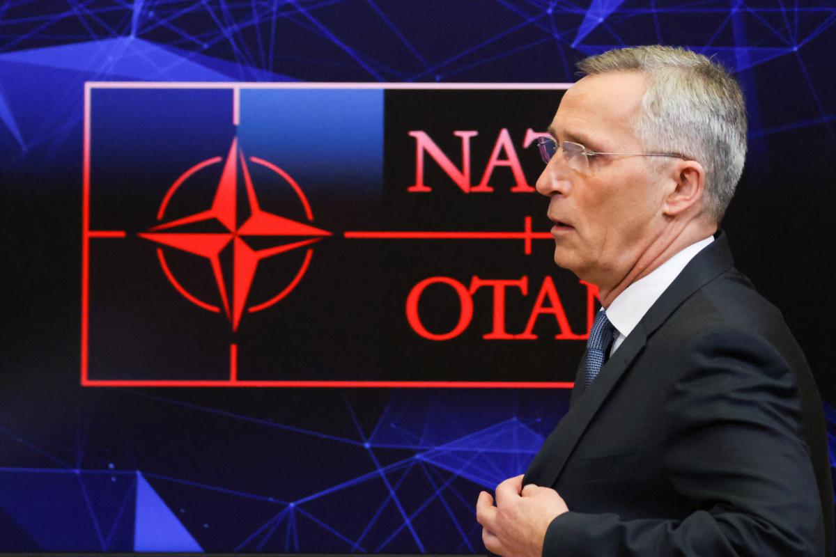 Столтенберг про Україну: Треба готуватися до довгого шляху, війни завжди непердбачувані Столтенберг про Україну: Треба готуватися до довгого шляху, війни завжди непердбачувані