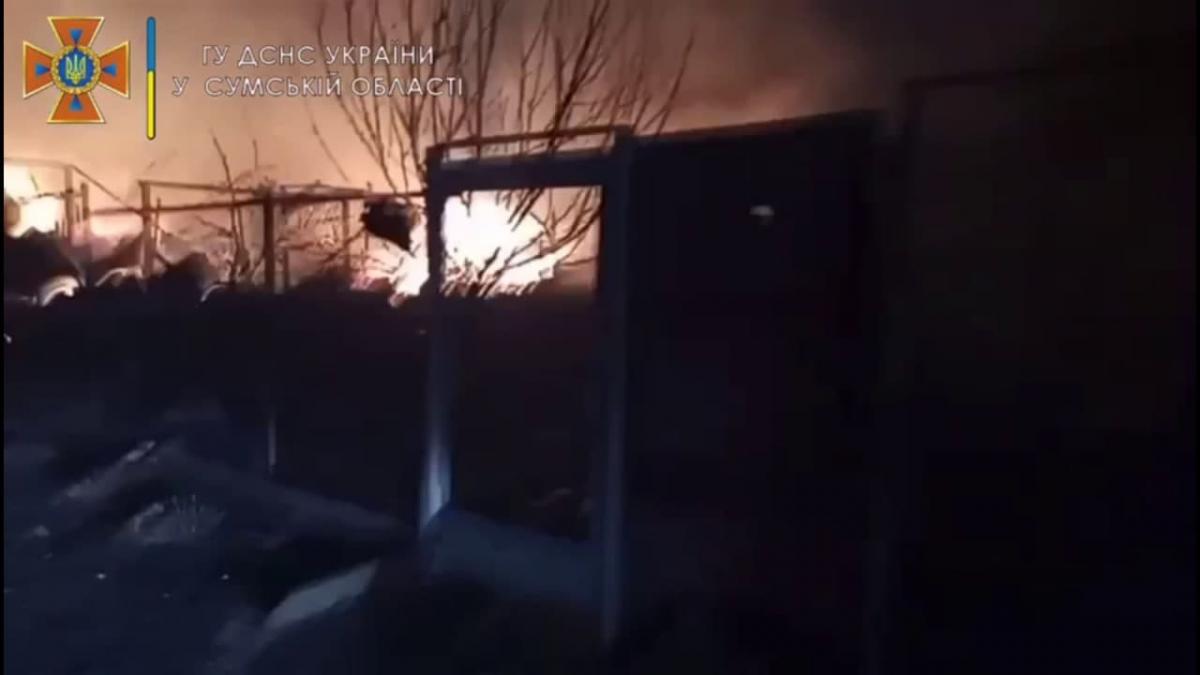 Під час розбору конструкцій було виявлено тіло чоловіка / скріншот Під час розбору конструкцій було виявлено тіло чоловіка / скріншот