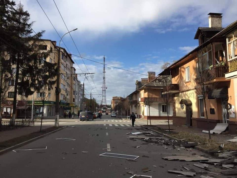 Войска РФ нанесли ракетный удар по центру Чернигова / фото Марина Рейко