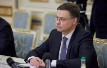 Украина может получить от ЕС 1,9 млрд евро в мае, - Домбровскис