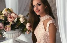 Последний класс школы: жена Комарова умилила фанатов архивным фото