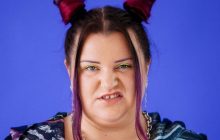 Alyona Alyona разделась и рассказала о переедании: "наказываю себя и срываюсь"