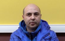 В России 33-летний тиктокер за донаты кукарекал в полицейской форме (видео)