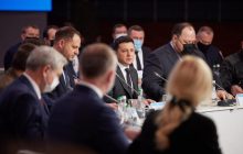 В ОП пообещали увеличить финансирование отдельным учреждениям здравоохранения для повышения зарплат медикам