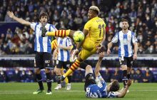 Врятувалися на останній хвилині: Барселона не змогла перемогти в напруженому дербі (відео)