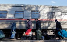 Эвакуированные из ОРДЛО самостоятельно возвращаются домой - Резников (видео)