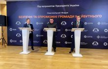 Данилов сказал, могут ли Байден и Путин решить вопрос Украины без Киева