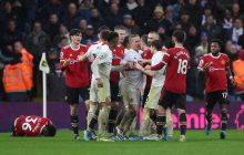 Месть за гол: экс-игрок Шахтера был обстрелян фанатами во время матча АПЛ, делом занялась полиция