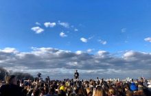 "Океан Ельзи" організував спонтанний виступ на мосту в центрі Києва (фото, відео)