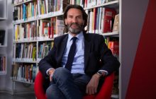 "Крохотный пенис": писатель Бегбедер обратился к гражданам РФ с призывом остановить Путина