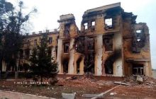 Появились жуткие фото сгоревшей после обстрела в Харькове школы