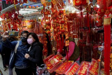 Китай скасовує карантин для в'їзних туристів: названа дата