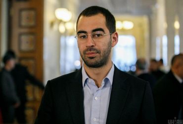 ДТП із Трухіним: у ДБР пояснили, чому одразу не взяли відео з камери патрульного