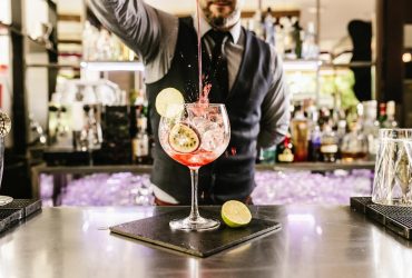 Идеальное комбо: какой вы ингредиент к коктейлям по знаку Зодиака