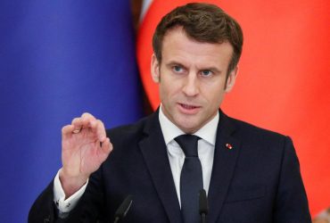 Макрон: Нам доведеться повернутися до переговорів з РФ, але на умовах України