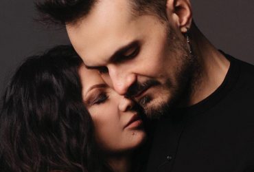 Lama вместе со своим гитаристом раскрыла тайну высшей любви (видео)