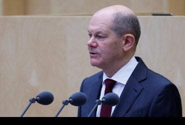 Німеччина терміново очікує від Росії ознак деескалації - Шольц