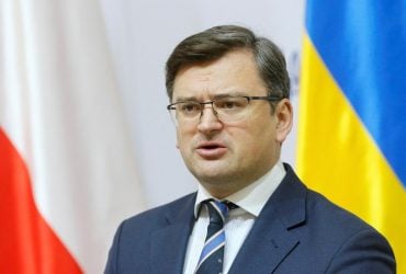 Ночують у Польщі, а вдень працюють в Україні: Кулеба не заздрить американським дипломатам