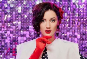 Цибульская озадачила фанов кругленьким животиком: Ты беременна? (фото)