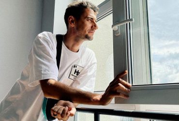 Пів року не ходжу на роботу: Еллерт розказав, як заробляє на життя (відео)