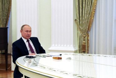 Історичні часи: коли друзів Путіна не залишилось