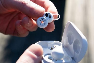 Sony выпустила наушники-бублики с очень необычным дизайном и адекватным ценником