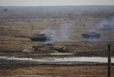 Військовий аташе Білорусі стежить за навчаннями ЗСУ (відео)