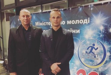 Істерика почалася конкретна: батько Абраменка відреагував на медаль сина на ОІ-2022