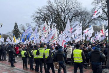 Конфликтная акция #SaveФОП в Киеве: задержаны пять участников