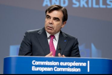 У Єврокомісії очікують до мільйона біженців з України у разі нападу Росії