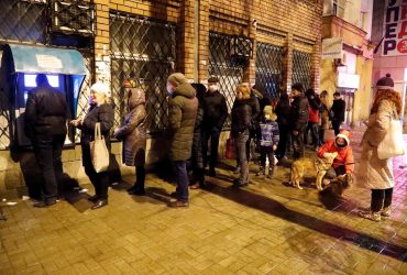 Омбудсмен: чоловікам призовного віку заборонили виїжджати з ОРДЛО