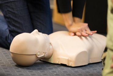 Тероборона запустила YouTube-канал з уроками про першу допомогу при різних пораненнях