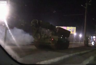 Журналісти розповіли про перекинуту вночі в окупований Донецьк російську техніку